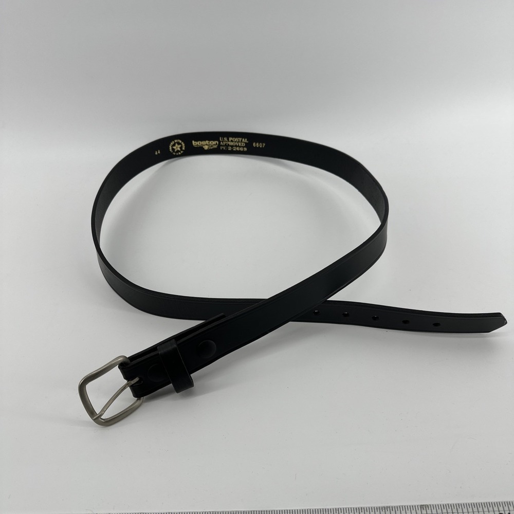 BOSTON LEATHER 6607 BLACK BELT 1.25" WIDE SIZE 44  Silver Tone Buckle Made USA